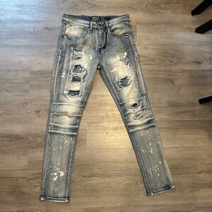 Graphic Jeans